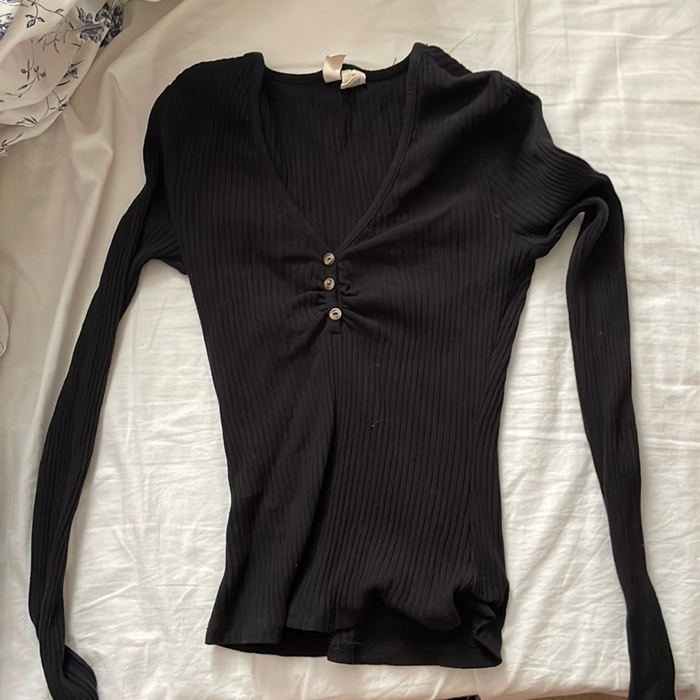 Tillys Black Long Sleeve
